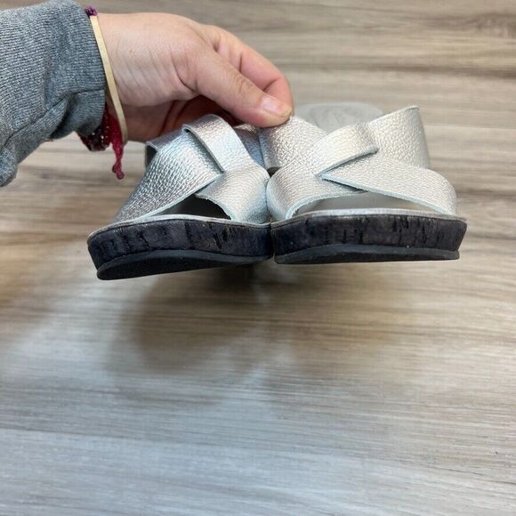 Kork Ease Geena Size 5 Silver Womens Wedge Sandals Cork Slip On Shoes - Picture 5 of 12